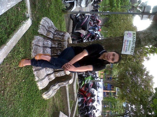 hdup adlah pilihan. yang nda mau milih atau di pilih nda usah hdup......!!!!!!