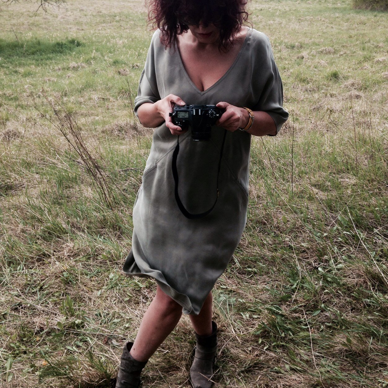 passionsofmind's profile picture. Professionally engaged, intellectually busy, emotionally unattached, mentally stable single again 40+ woman  is sharing bits of her seduced or pissed off mind.