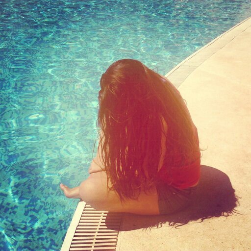 Sigeme en istagram :Aixadp                                                        ;*