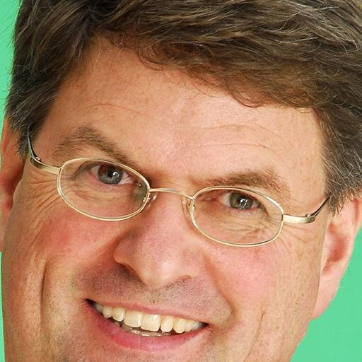 r_debruijn's profile picture. Marketing 3.0 strateeg, -adviseur en -coach; altijd op vindtocht naar profiel, edge, 'de braam', de positie boven 't maaiveld. Anti-fake. Pro-echt. Duurzaam.