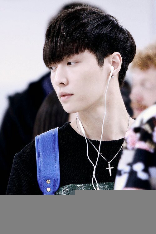 　　　　　　  Header  ▽  LayBaek  　　　　　　　　　 @EXO_baek__b *  君 は 僕 の も の　　　　　　　　