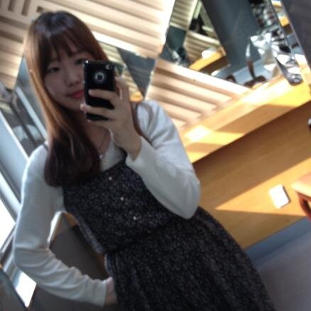 안녕하세요~ 김혜진입니다! 맞팔 좋아요♡ Emma Kim- Hello! Follow me /I love Queen and muse / Bonjour à tous! /