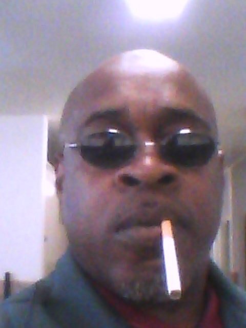 larrymoe62's profile picture. 