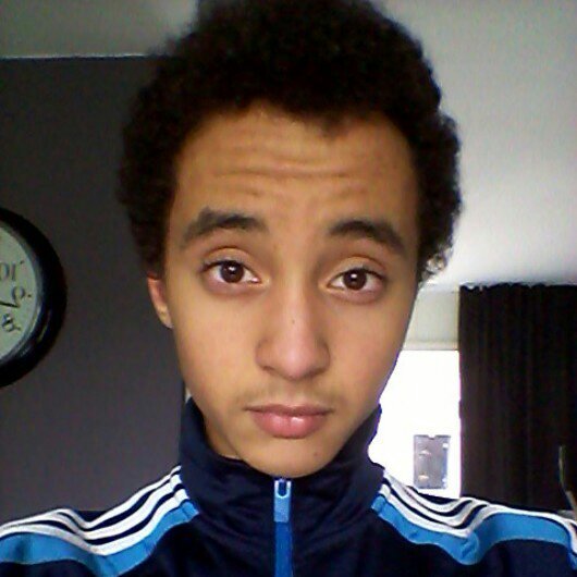 Youtube channel : http://t.co/mL6cpPaj3k… / bro's are malik ,truong and jia ming / new pc /  I have the best uncle in my life / #teambroodje/ 14 jaar