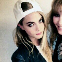 Cara.|19.|single.♡