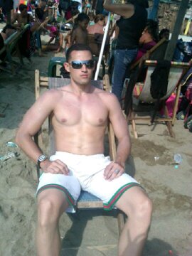 Leones Ccs,Marinos Anz,NYY,RM. Basketbolista licenciado en biología adicto a los ejercicio,perseverante,paciente ya q todo tiene su momento.