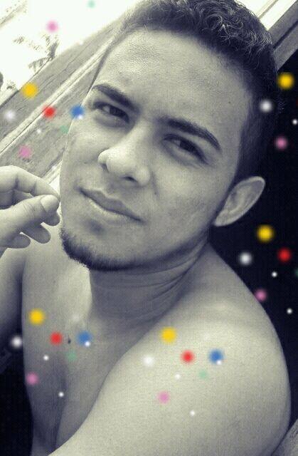 Raphaelcolares2's profile picture. 