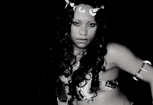 soamymusic's profile picture. SOAMY is an afro-latina girl borned many years ago in a kingdom of Essendé.Her music is influenced by african, asian and latina foundations with european pop