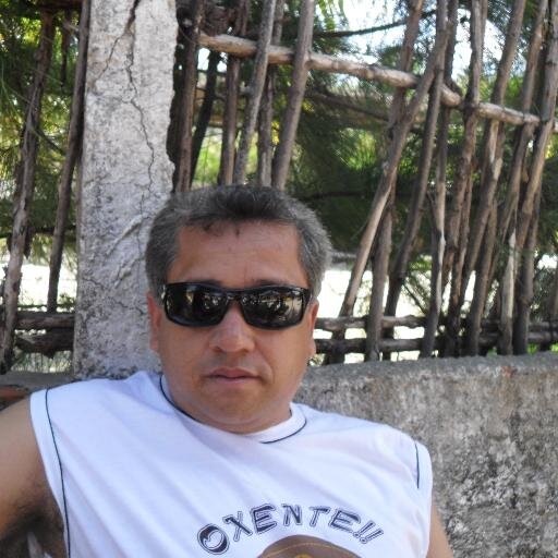 Cursando Graduação em Direito.Amante do conhecimento;principalmente das coisa de Deus.