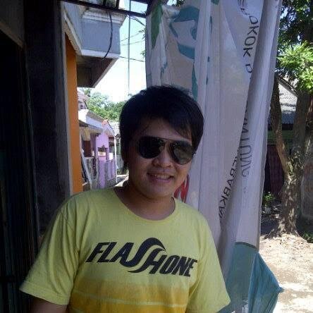 isale12's profile picture. apa ajj dah boleh