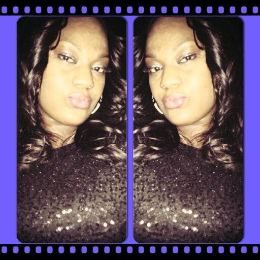 Vanity_Vee's profile picture. 