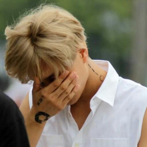 I'm Pekky__KaiHun,KrisHan Shipper, KaiHun,KrisHan Only here ^^ Love EXO แอ็คหลัก  @Pekky_Dekdow  ไม่ต้องฟอลแอ็คนี้นะ