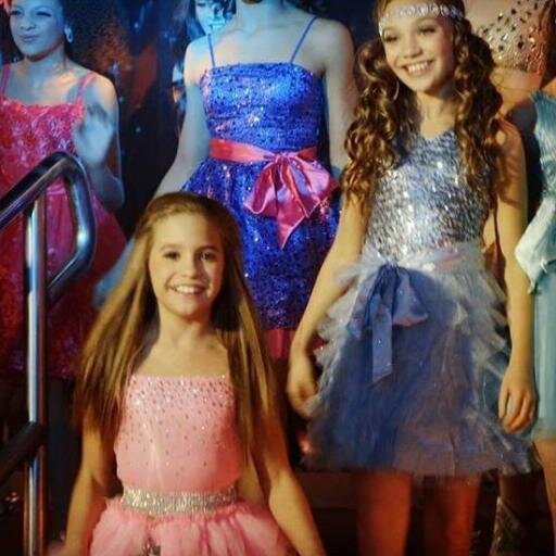 Heya! its Maddie Ziegler! #Dont Believe, dont follow!!! #followsback!  love my fans so much! thanks for everything guys x I love you all 33