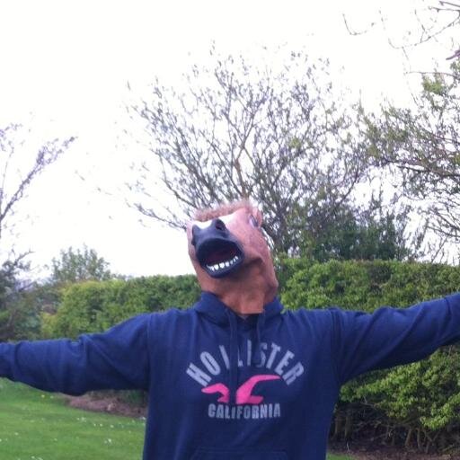 Aaronzuh's profile picture. http://t.co/KEA98FhQob