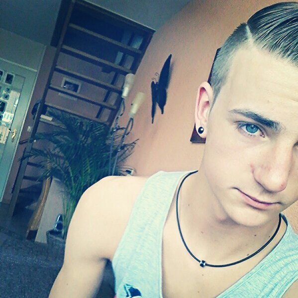 - Freerunner Eagle-Trip. | Writer. | Rapper. | Thamen. | ♡ Fernande | Oecha trâtanæ blåùrr  |3 'Freerunning'3