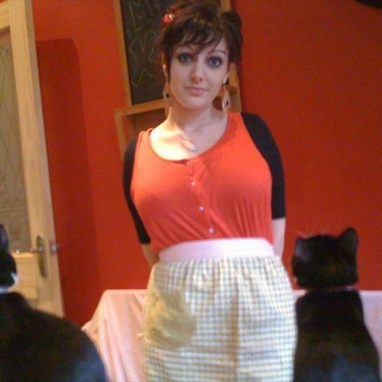 Small, polka dot loving female who enjoys a good cupcake and inspires to be a mad cat lady (minus the piss smell)