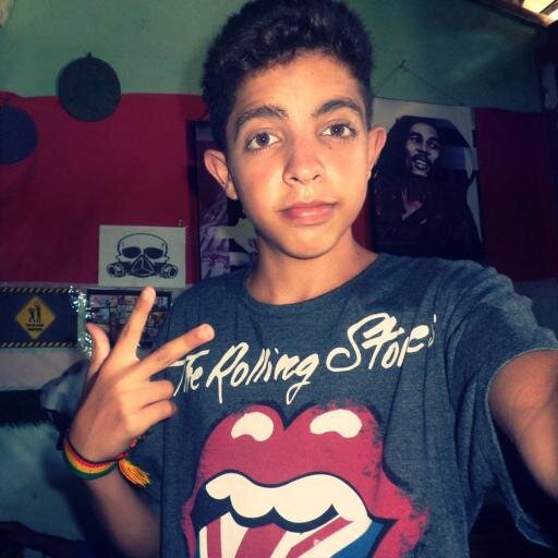 A vida foi feita pra zoar , então pare logo de ler e me siga 
ainda ta lendo me siga logo :v