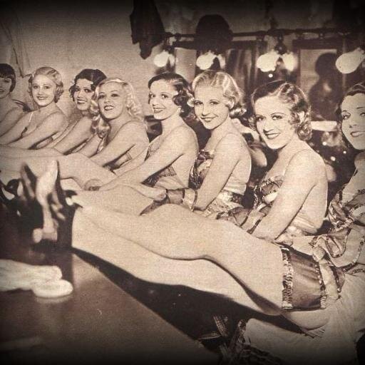 LasPocholas1's profile picture. Amor por el cambio,la tecnología y el emprendimiento.
Españoles por el mundo atentos que en breve llegamos...........
Import / Export