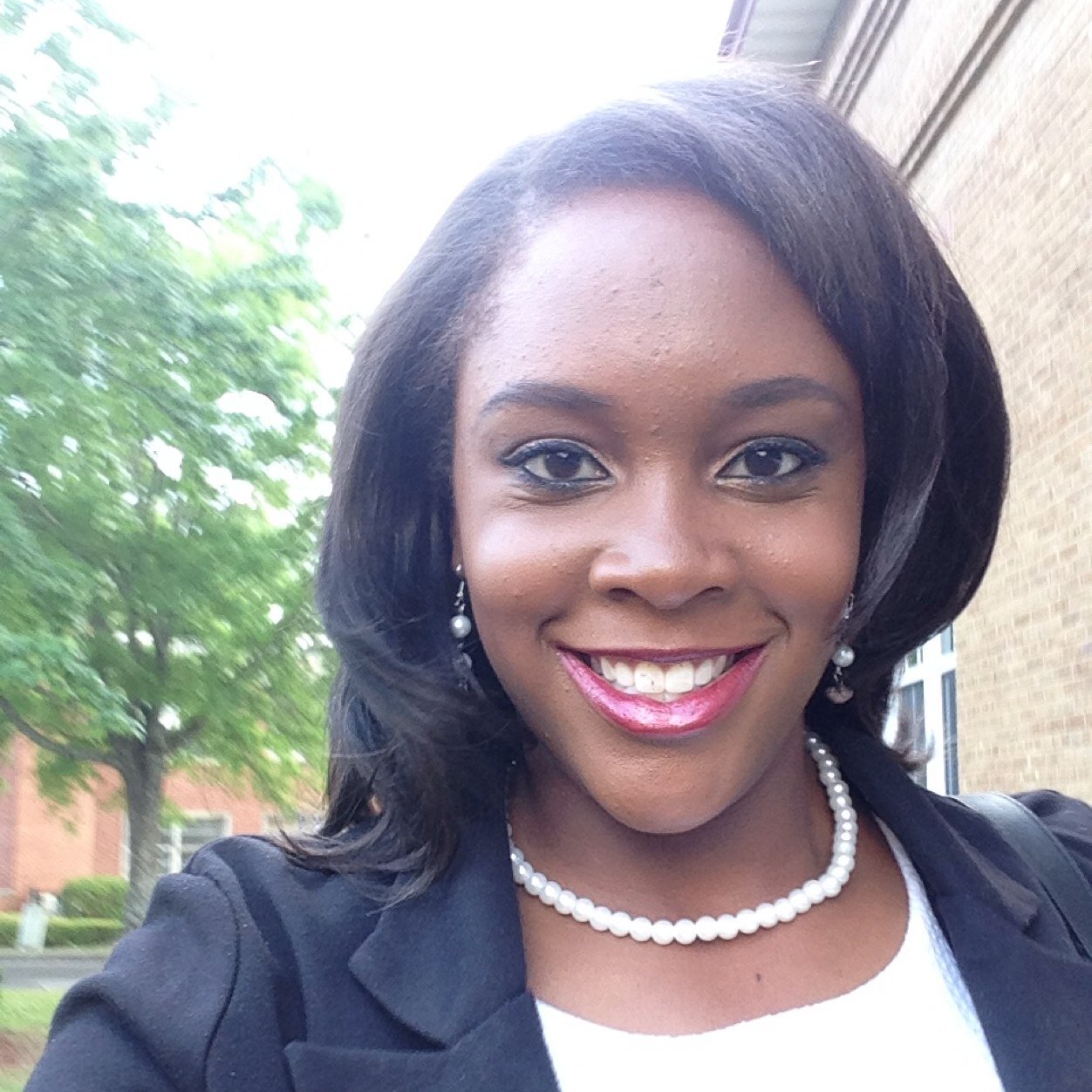 Hola peeps! I'm a History major at Tuskegee University loving my TU! Love to have fun, to dance, to chill and whatnot. Just here to speak my mind! woot!