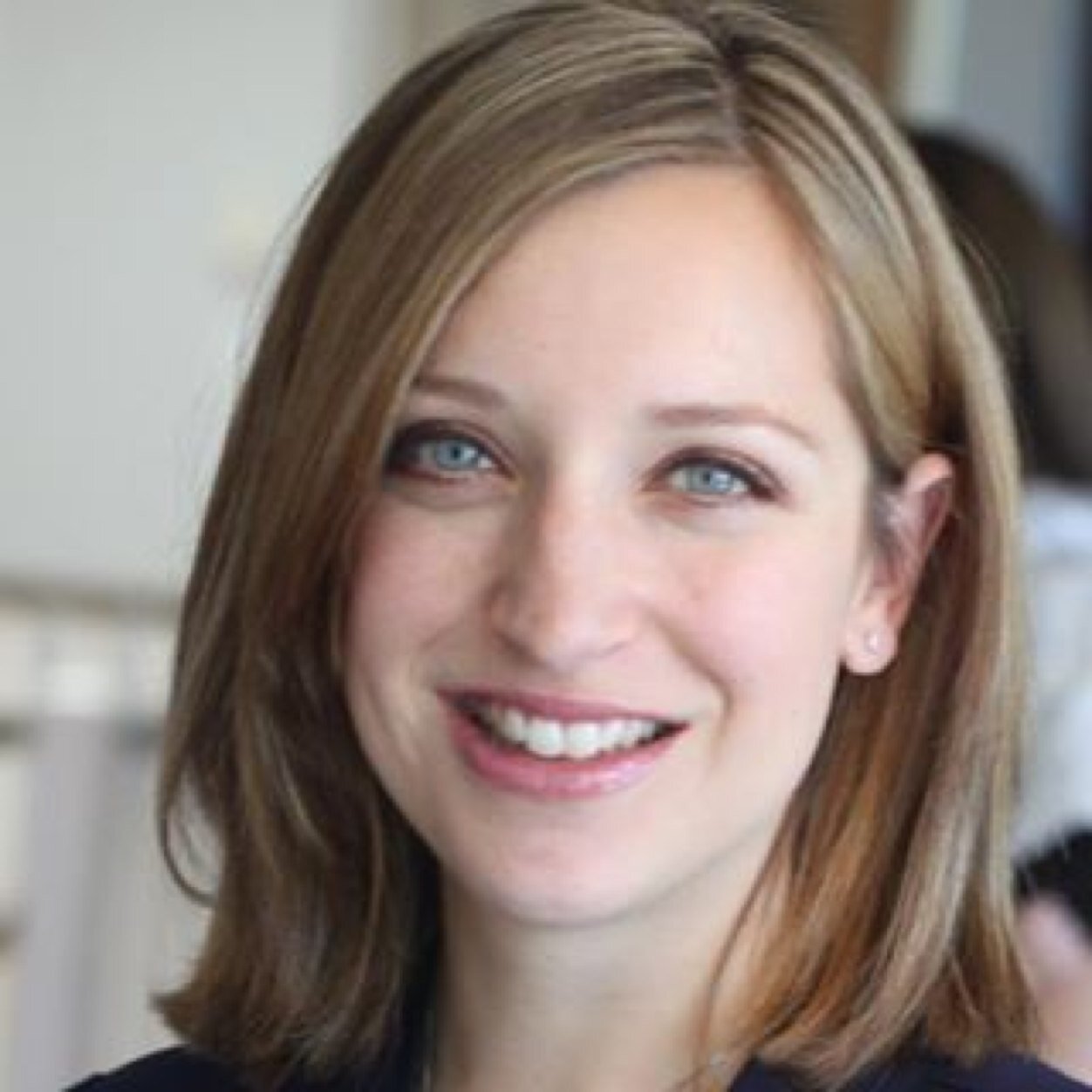 LaurelleInouye's profile picture. 