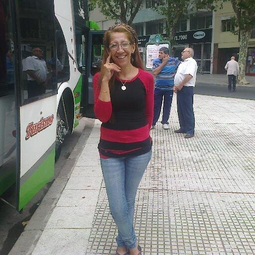 DOCENTE, MADRE, Y BAILAORA JAJAJAAJAJ