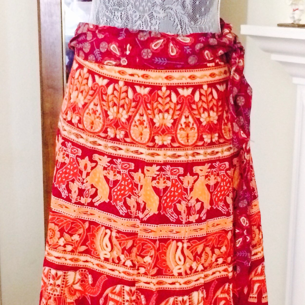 Ethnic Indian trendy and latest party wear clothes now available at reasonable prices in Simi valley CA