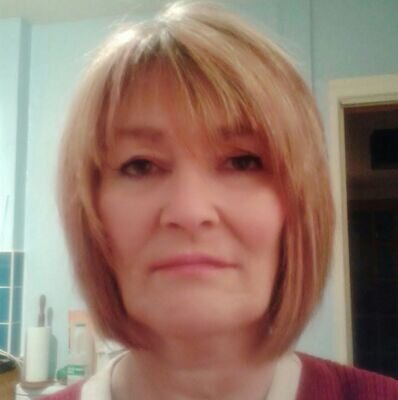 Im a Scot living in England.  I love crafting making cards dolls house food and a load of other stuff. Please visit my blog & follow add a comment all welcome x