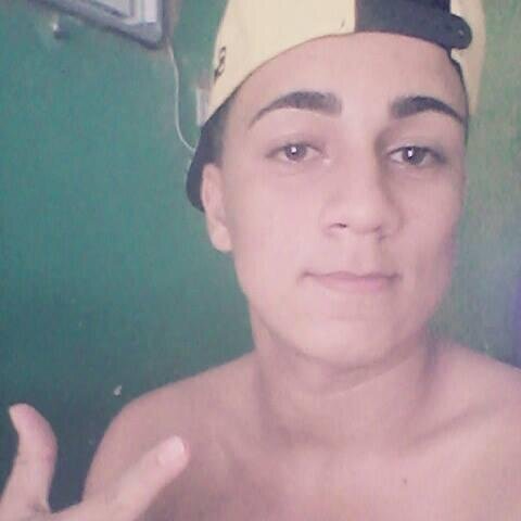 Minha vida se resume em @bandacalypso ... prazer ' .. http://t.co/5gJJVK8bL8
https://t.co/jhjYgHW6CY