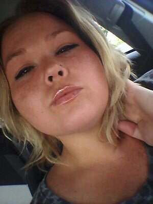 I am Amazing! Not stuck up just know my worth! Not prideful but proud! There is a thin line between both examples. Im a Buddhist, friendly, giving, ambitious.