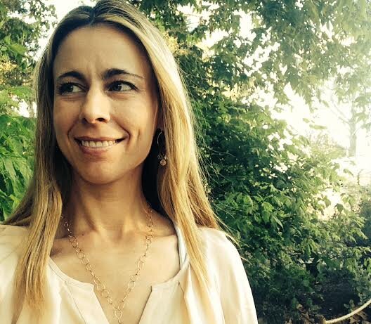 Kristie Holmes is a Social Worker and Professor (USC) Running for Congress. 1. GET THE MONEY OUT.  2. Full Legalization 3. Equality 4. Environment (no mailers).