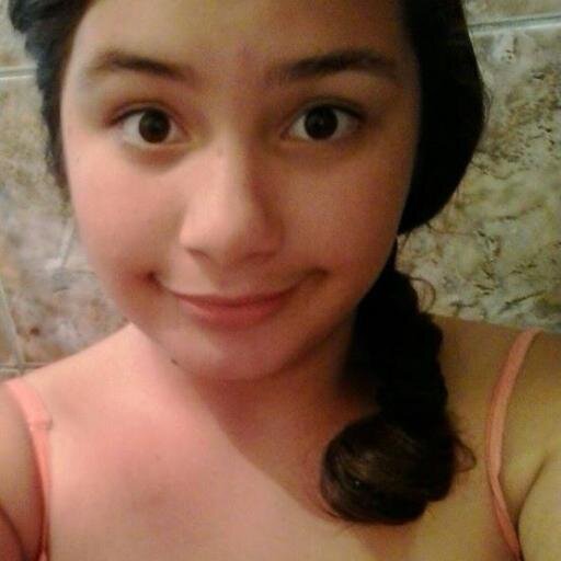 Não olhe na minha aparência,e sim nos meus olhos para ter certeza do que eu sou.