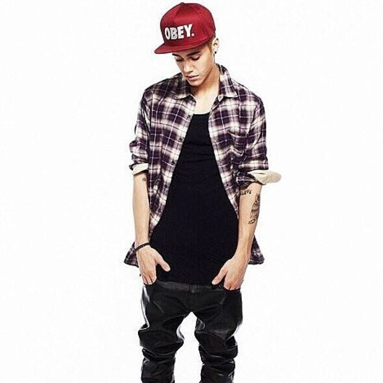 ✨Forever supporting that white Canadian boy with everything we've got to give✨ Ran by @Kidrauhlsgirlie & @Laurenkidrauhl_