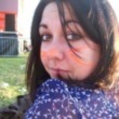 Cornish musician with a penchant for tea, cider and vaping! Catch my vaping reviews and videos at: http://t.co/E4wIhJXG6K