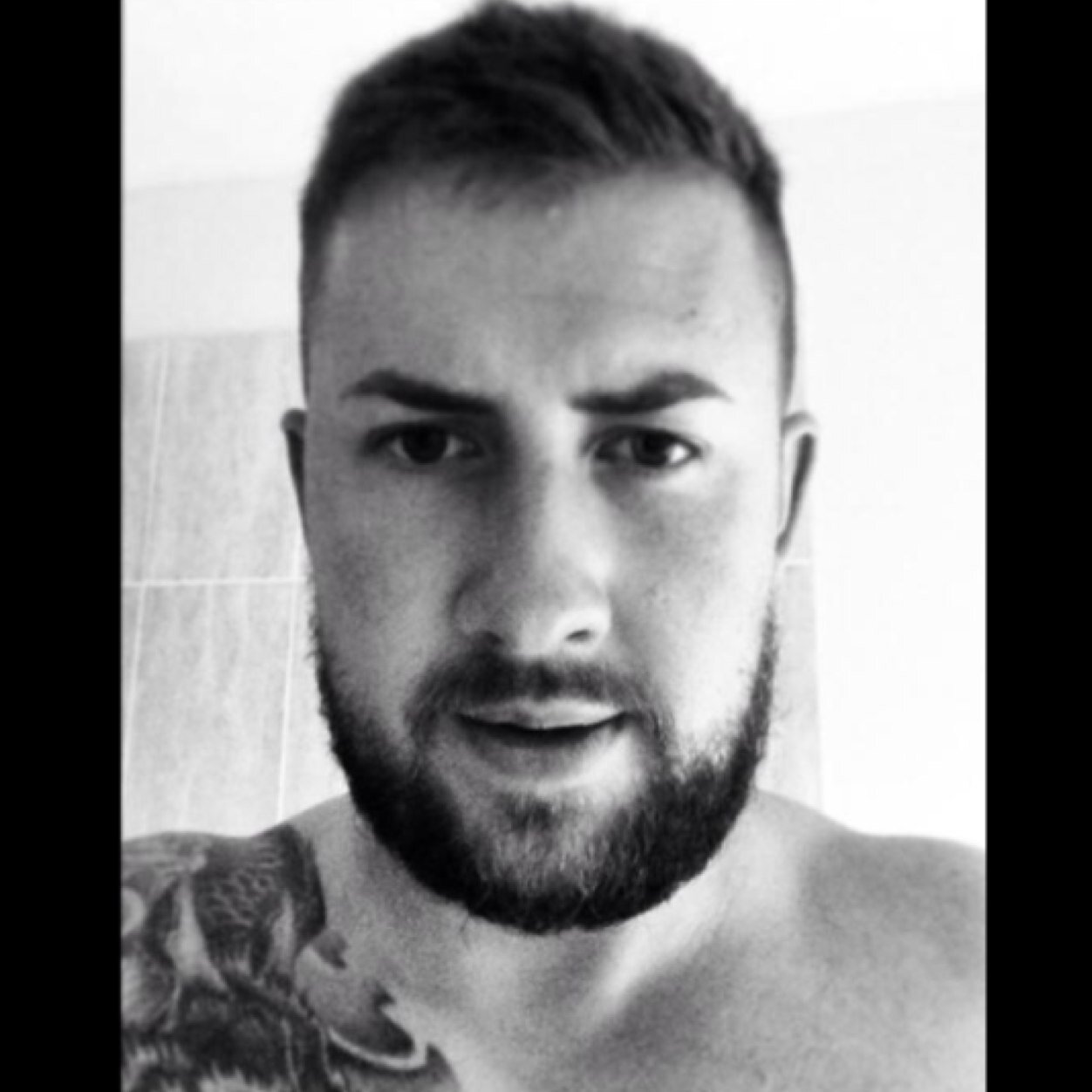 BrickyRicky87's profile picture. Bristol Boy! LoVe MuSiC! Playin it, mixin it, next step makin it!! O and im a bricky whos name is RiCkY