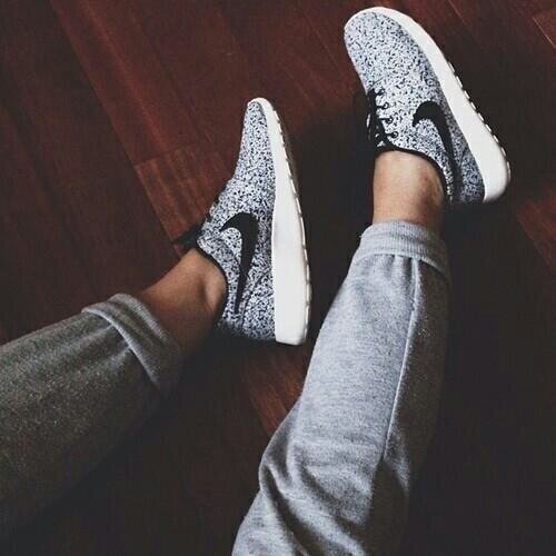 We post the Dopest Roshes .