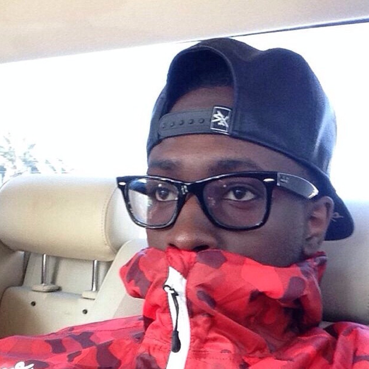 Keeev_n's profile picture. NIGGA NIGGA ✋