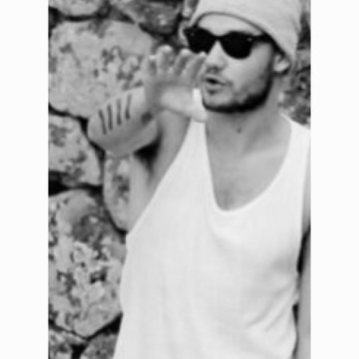 «e tutto il caos che mi scateni dentro» [030514 har]
