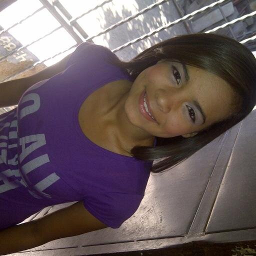 Me gusta jugar fut.. Platicar de cosas tan locas... Soy linda.. Divertiva...