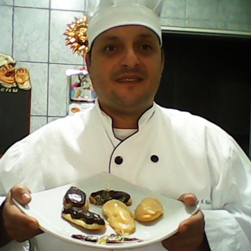 Sou Gastrônomo,Chef de Cozinha formado pelo ICIF,Sommelier pela FISAR,Consultor da área de Gastronomia,Personal Chef em Roraima.