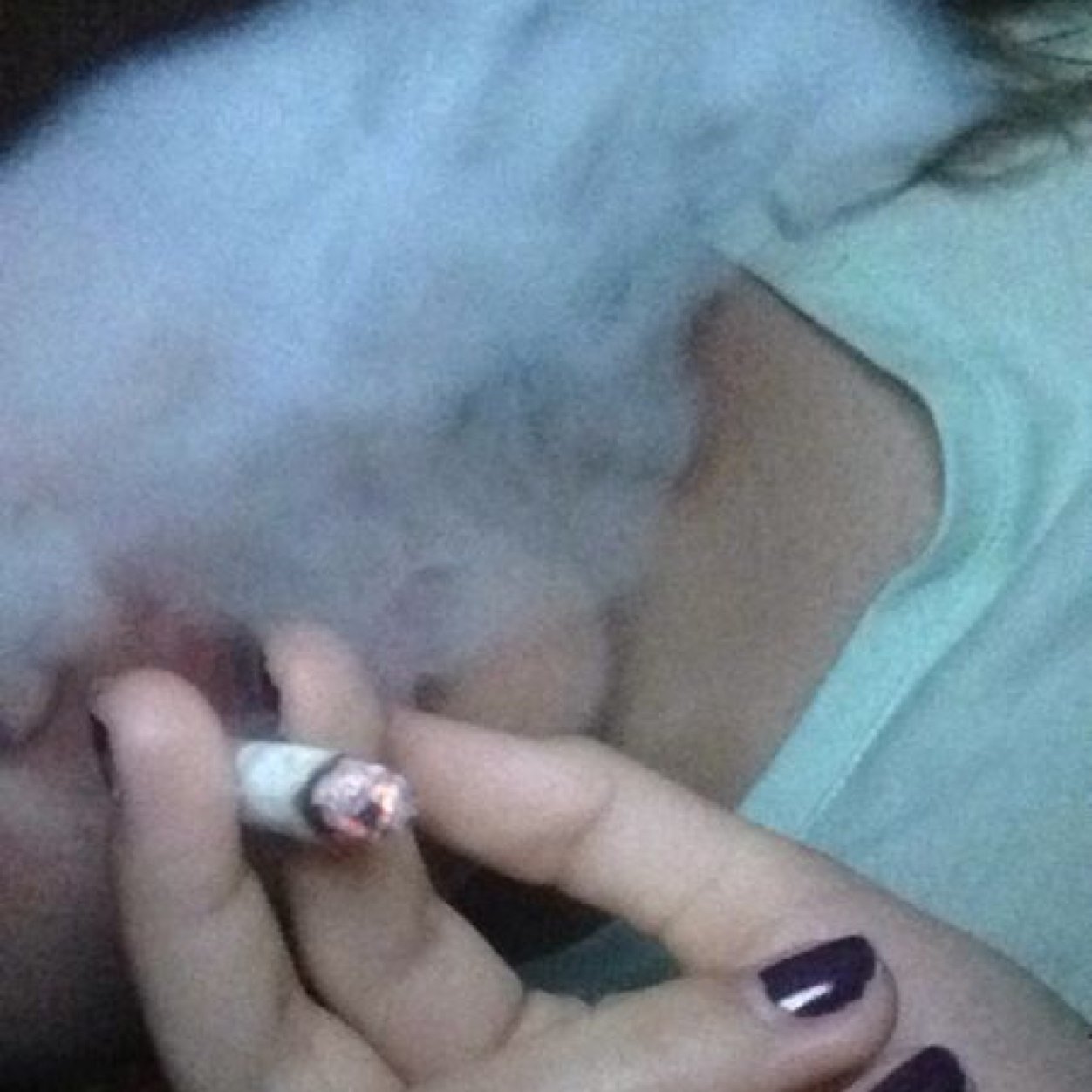 Je suis toujours là pour vous :) kik:depressedncut