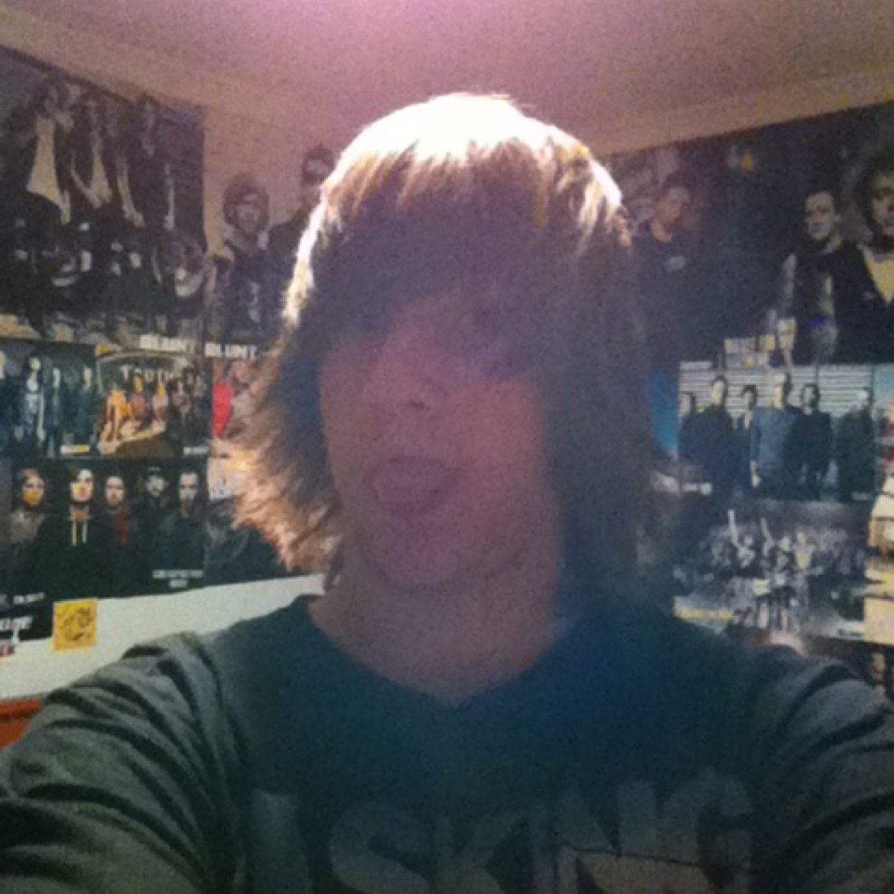 18/ lead guitarist/ australian/ music is my life