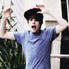 suckmrbieber's profile picture. You make me crazy, you make me wild @justinbieber