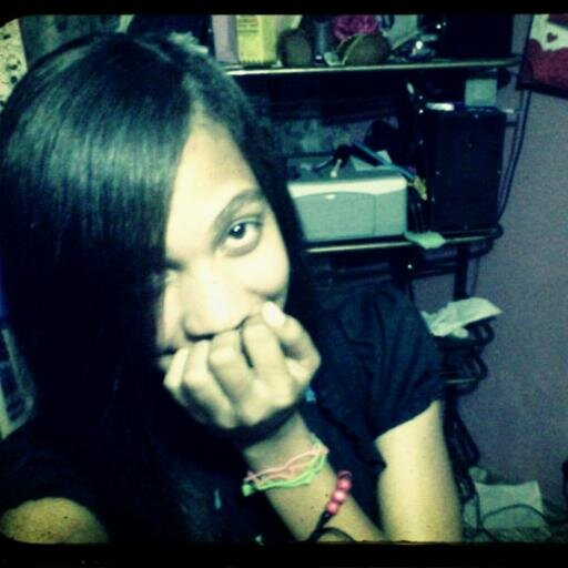 de mii wahsxz soy una chika divertida me gusta la musica amo a dios soy romantica me gusta conpartir con mis amigos y eyos saben k los kiro 3 muahasxz 3 3