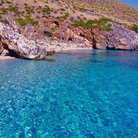 vacanzeinsicily's profile picture. http://t.co/mQCLN1ftRI