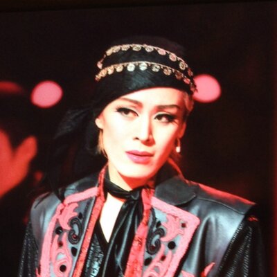 Mai タカラヅカ On Twitter 昨日のラスタイソワレ 君島十和子さんご