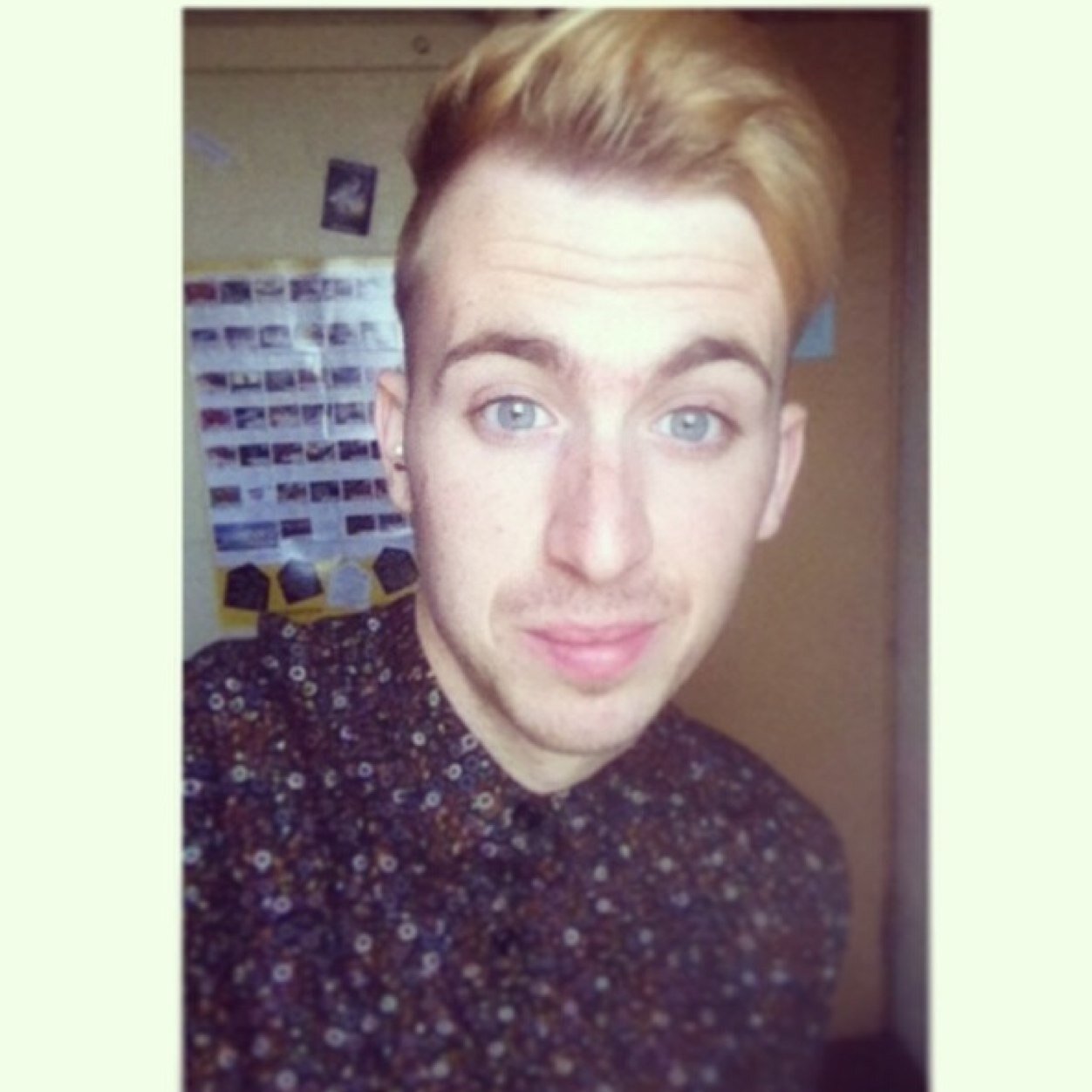 Current student from University of Essex (Colchester). Really lucky. Extremly happy. Follow me on Facebook