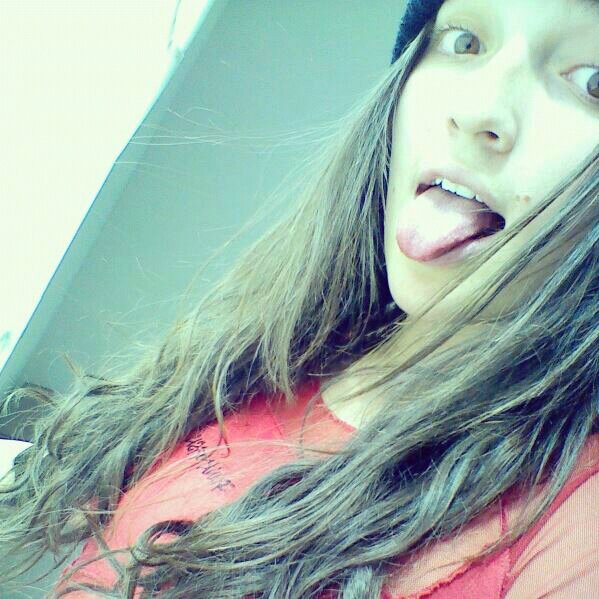 Instagram: fiorella_98. W.A: 3004041782.