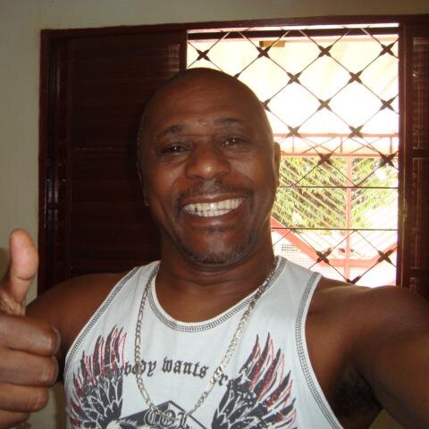 reinegrao's profile picture. EU GOSTO SEMPRE DE ESTAR BEM PARA QUE POSSA SORRIR NAS ALEGRIAS E NAS TRISTEZAS....