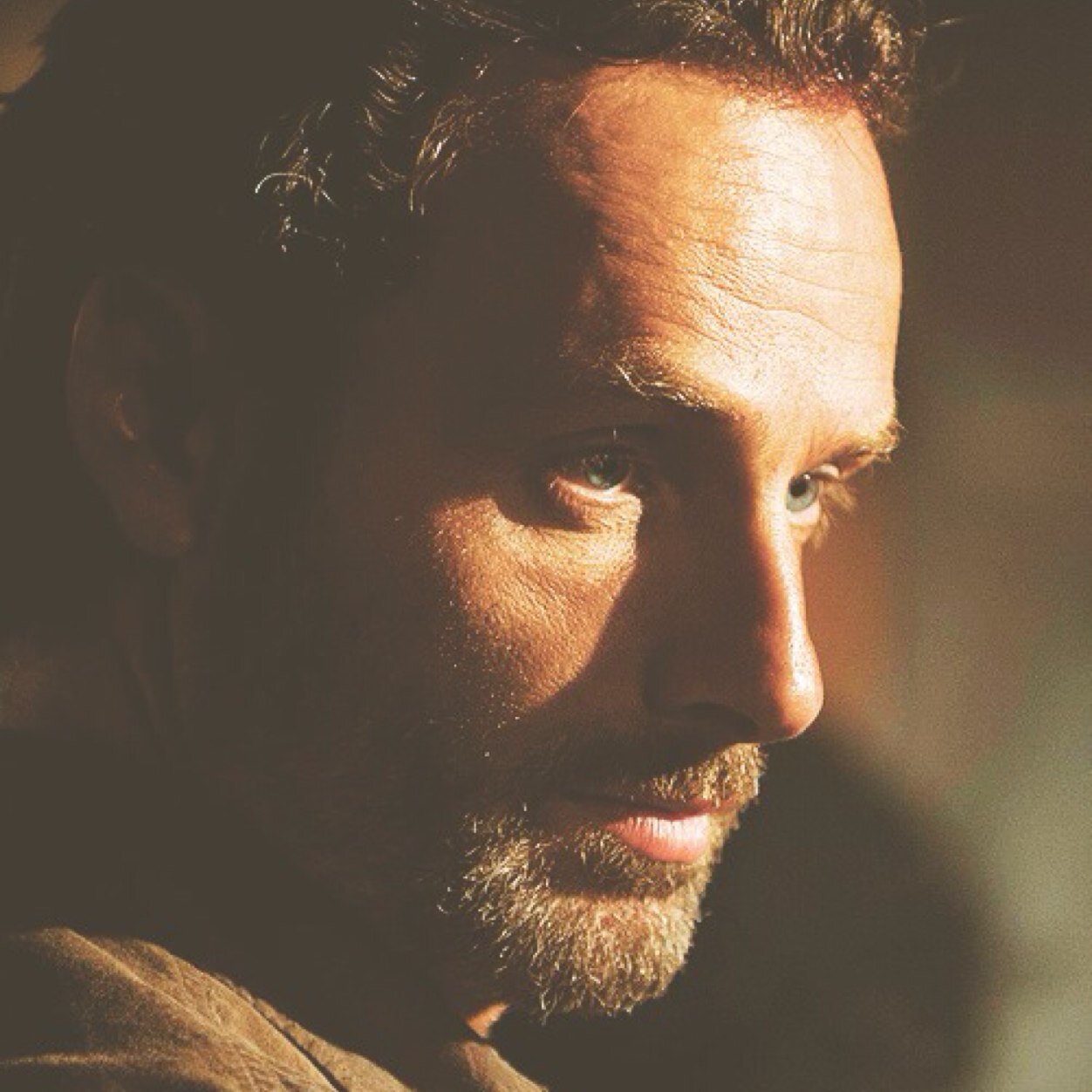 ☹ hi, we are a fan of the walking dead and this is another fail acc bc we dont get noticed by the walking dead☹