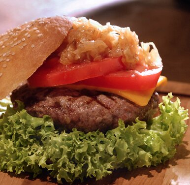 Hamburguesas y Cortes a la Leña